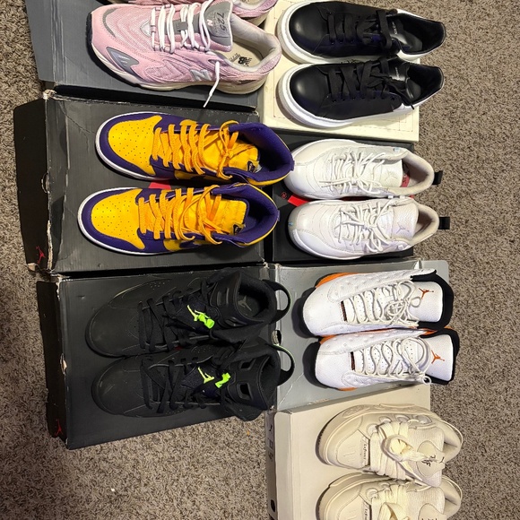 Men shoes size 11s - Picture 1 of 1